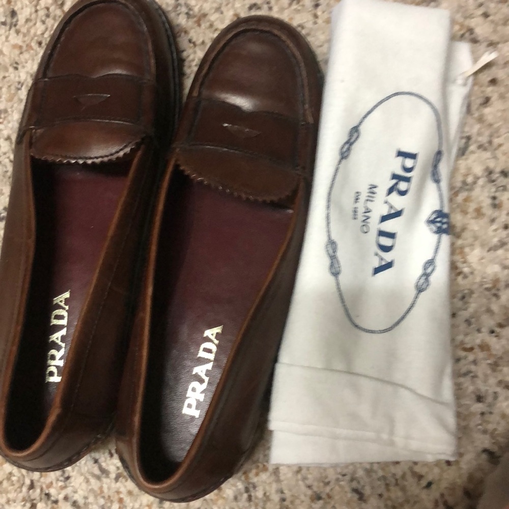💞AUTHENTIC PRADA💞Vero Cuoio leather shoes